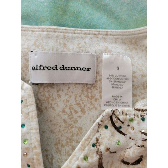 Alfred Dunner Butterfly Top, Blouse - Picture 5 of 6
